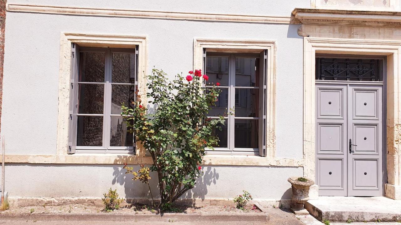 Le Studio Avec Parking Prive Honfleur Exterior photo